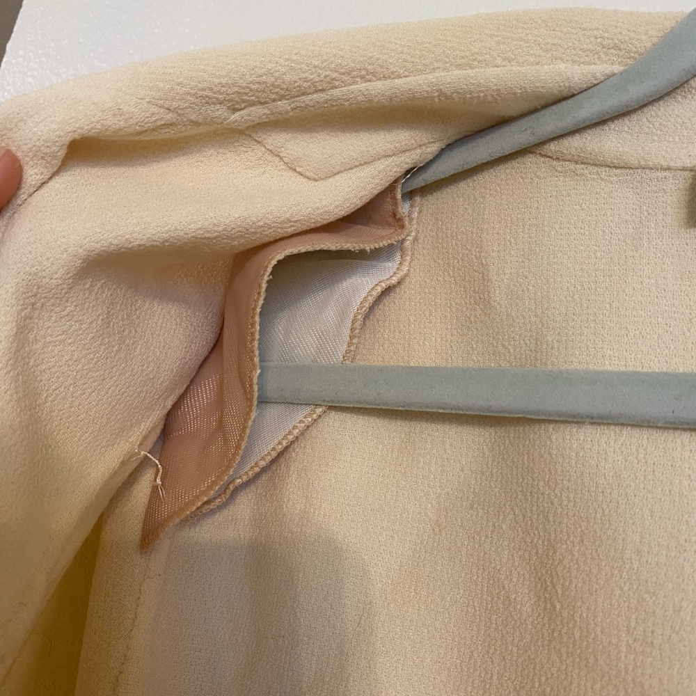 St. John 100% wool blazer size 8 - Picture 15 of 15